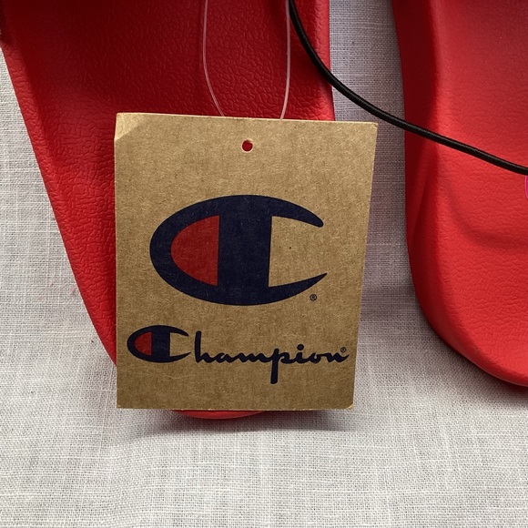 CHAMPION IPO CAMO C UNISEX KID’S SLIDES SANDALS. COLOR: RED AND ILIVE - Picture 8 of 13